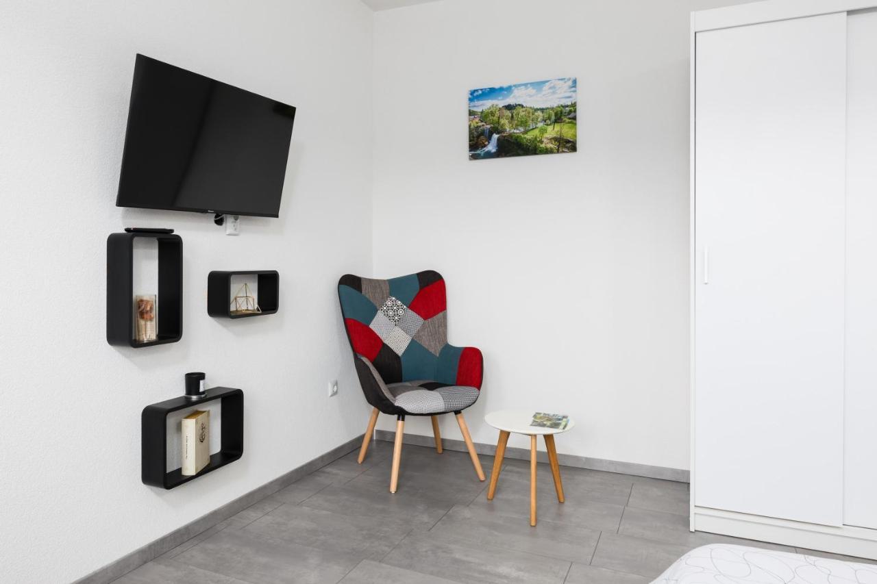 Studio Apartman Sirius Slunj Exterior photo